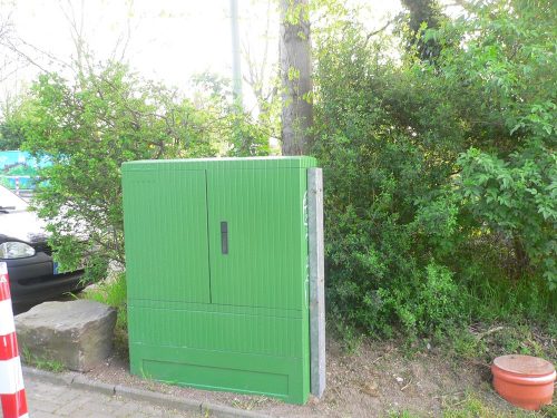 Stromkasten an der Dorfwiese